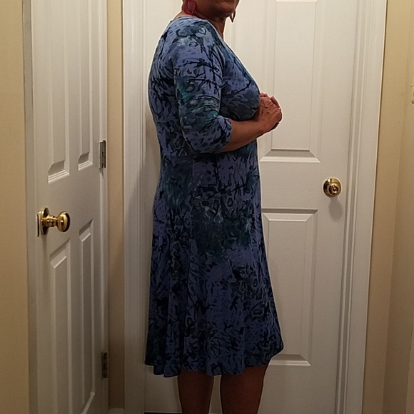 Dunia Medium long sleeve empire waist dress - Picture 5 of 5